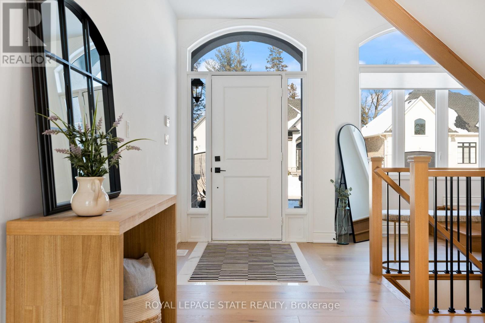 66 Cesar Place, Hamilton (Ancaster), Ontario  L9G 0G3 - Photo 5 - X12687112