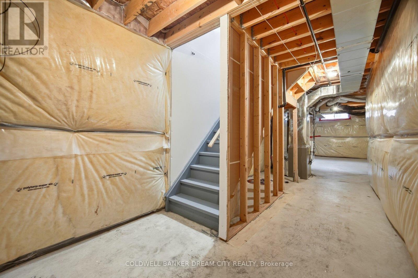 172 Whitwell Way, Hamilton (Binbrook), Ontario  L0R 1C0 - Photo 37 - X12687204