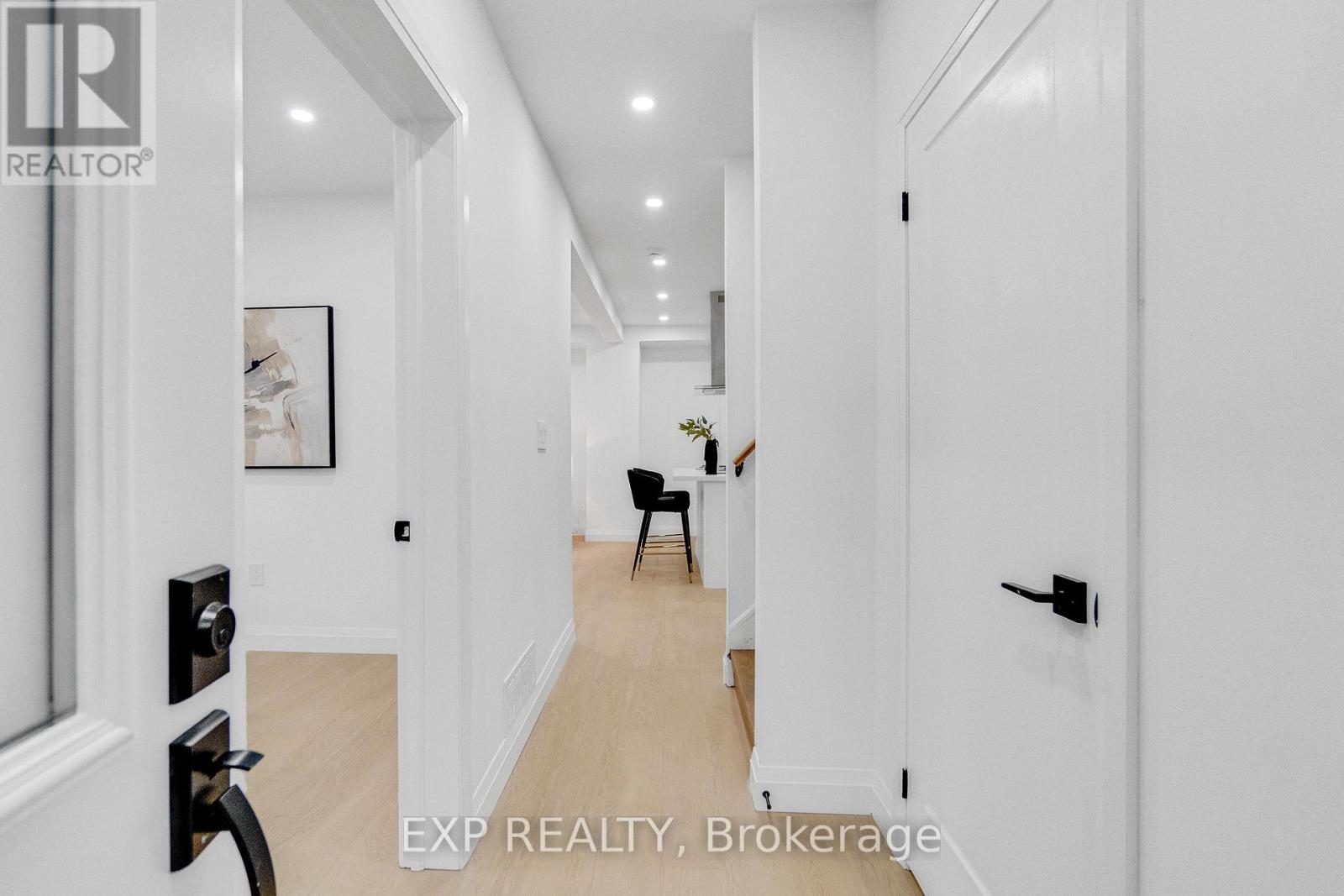 64 Lancaster Street E, Kitchener, Ontario  N2H 1M6 - Photo 7 - X12687252