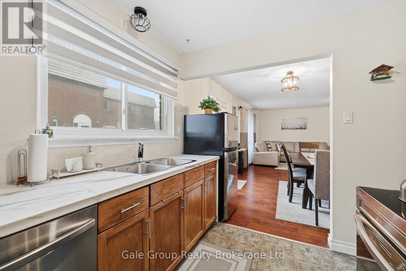 599 Gainsborough Road, London North (North F), Ontario  N6G 2C5 - Photo 20 - X12686994