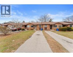 36 REMARK, Kingsville, Ontario