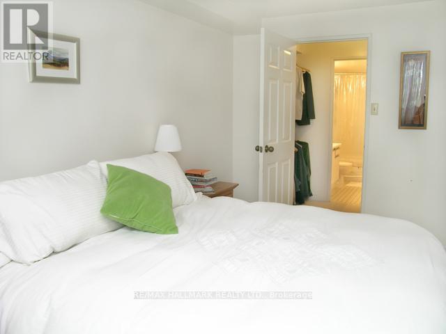 801 - 30 Church Street, Toronto (Church-Yonge Corridor), Ontario  M5E 1S7 - Photo 6 - C12686788