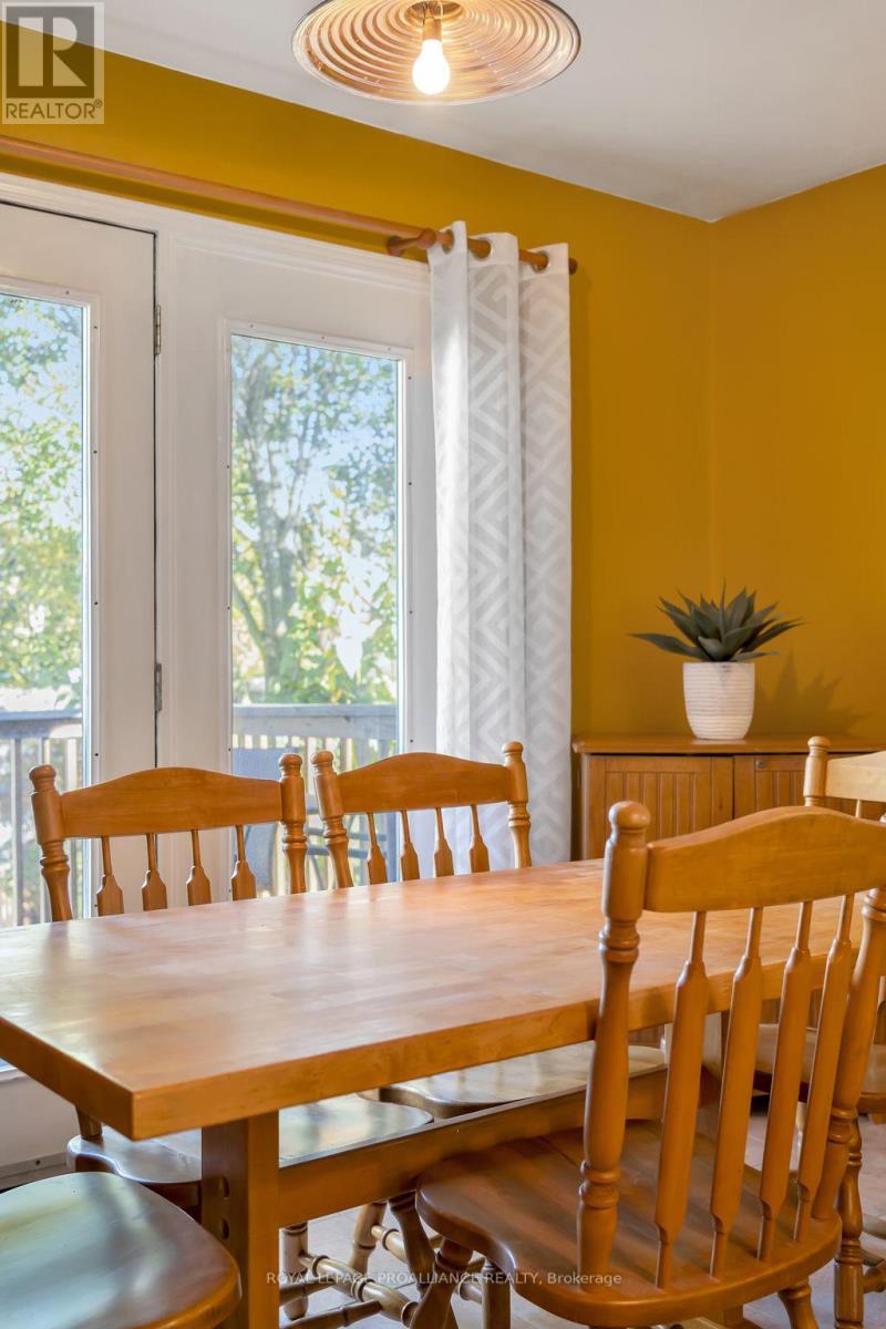 25 Faraday Gardens, Belleville, Ontario  K8P 5J5 - Photo 16 - X12687414