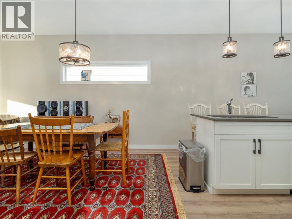 842 Greywolf Run N, Lethbridge, Alberta  T1H 7G6 - Photo 12 - A2277332