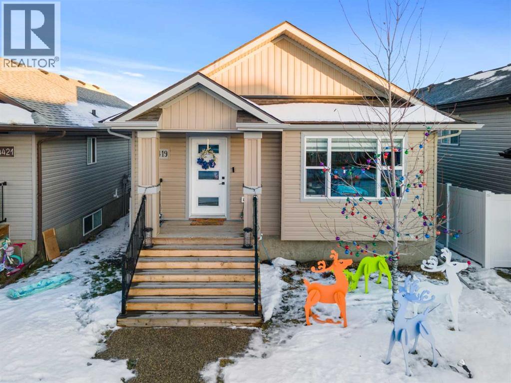 4419 75 Street, Camrose, Alberta  T4V 5C9 - Photo 1 - A2275219