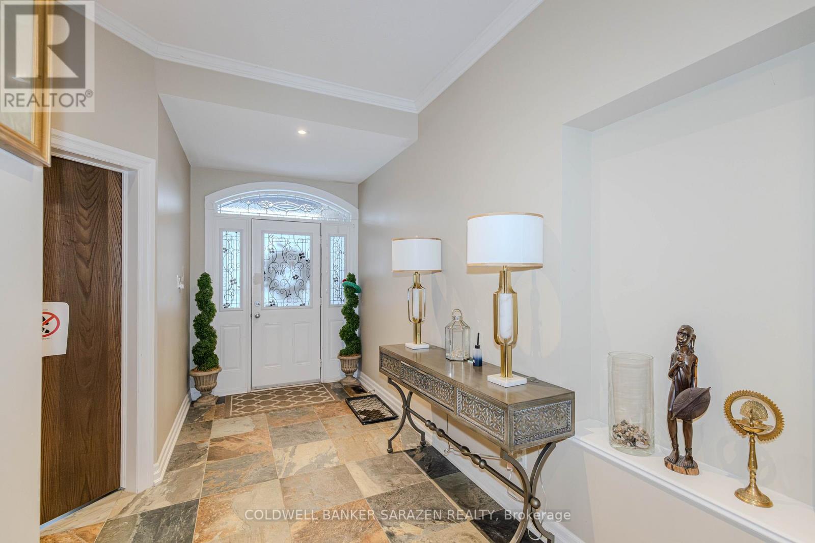 246 Madhu Crescent, Ottawa, Ontario  K2C 4J3 - Photo 7 - X12687374