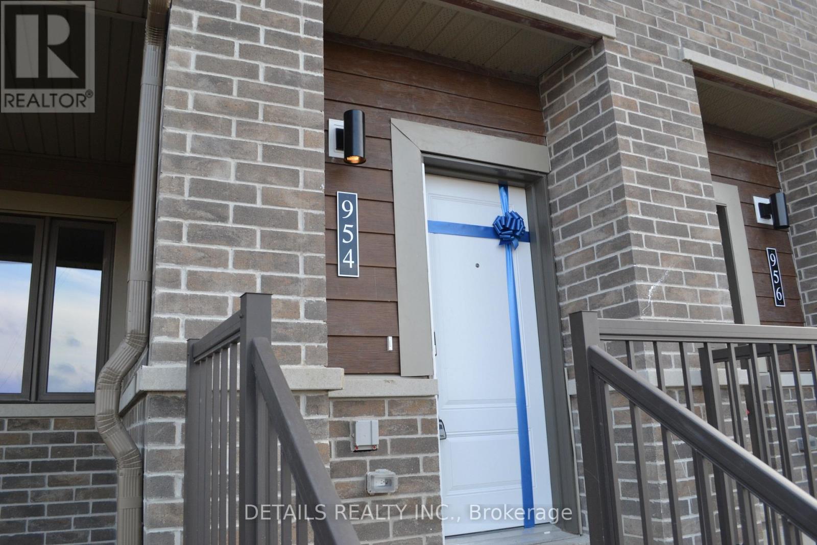 954 Chapman Mills Drive, Ottawa, Ontario  K2J 7J5 - Photo 2 - X12687386