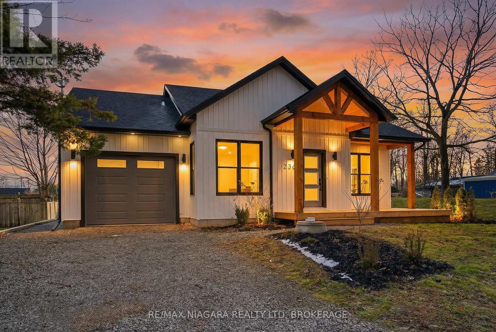 2365 CROSS STREET, Fort Erie, Ontario