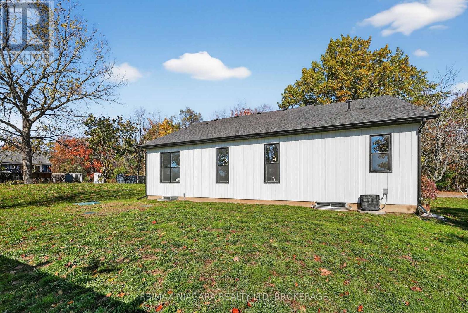 2365 Cross Street, Fort Erie, Ontario  L0S 1N0 - Photo 41 - X12687422