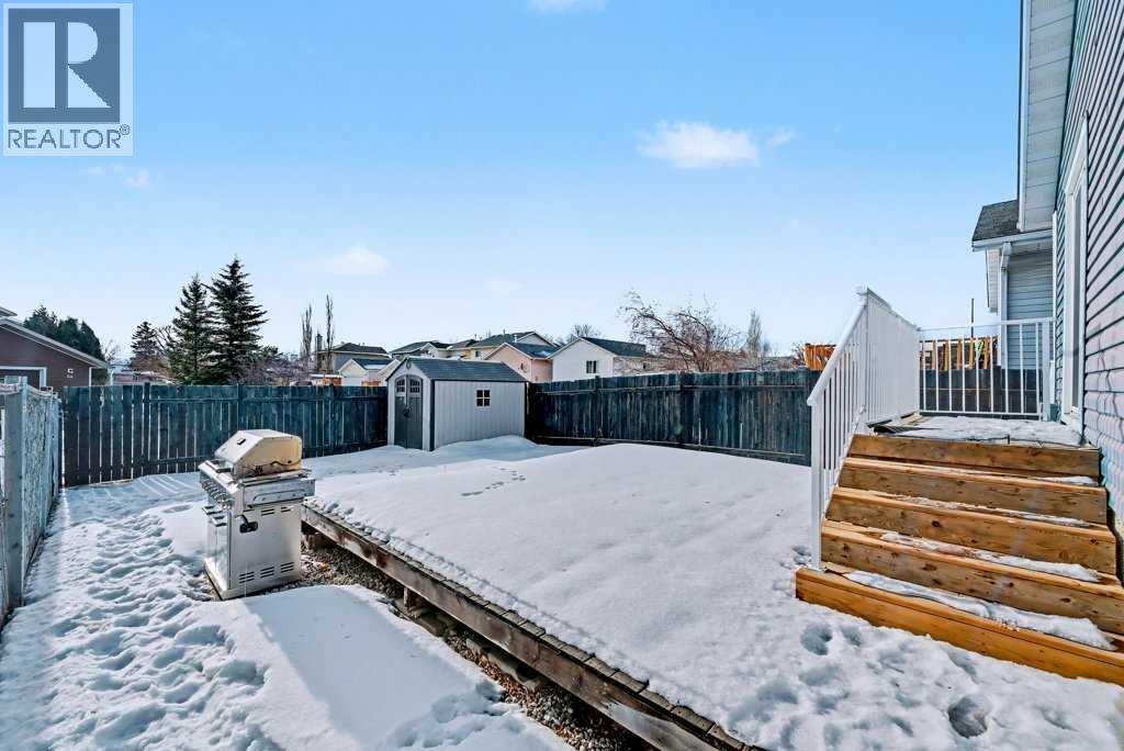 29 Erin Green Way Se, Calgary, Alberta  T2B 3C2 - Photo 32 - A2278541