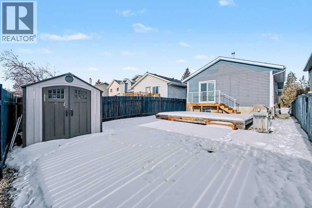 29 Erin Green Way Se, Calgary, Alberta  T2B 3C2 - Photo 33 - A2278541
