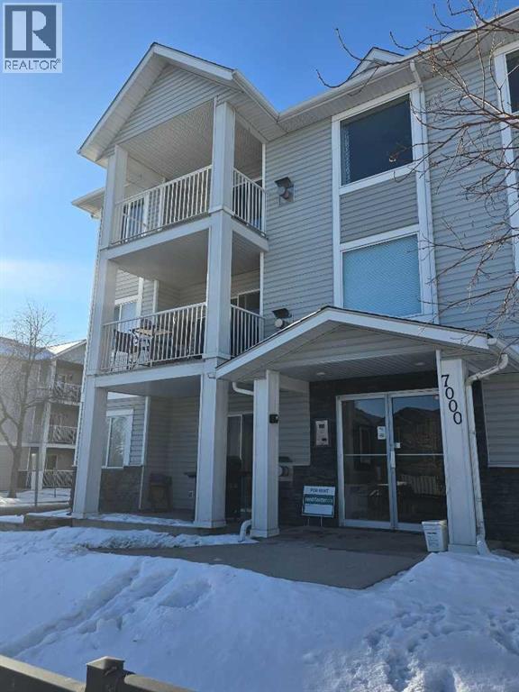 301, 7301 Valleyview Park Se, Calgary, Alberta  T2B 3R6 - Photo 2 - A2278543
