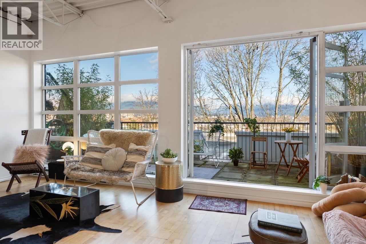 520 350 E 2nd Avenue, Vancouver, British Columbia  V5T 4R8 - Photo 3 - R3078140