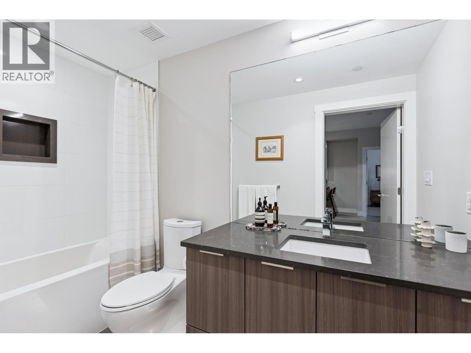 202 3588 Sawmill Crescent, Vancouver, British Columbia  V5S 0H5 - Photo 12 - R3078149