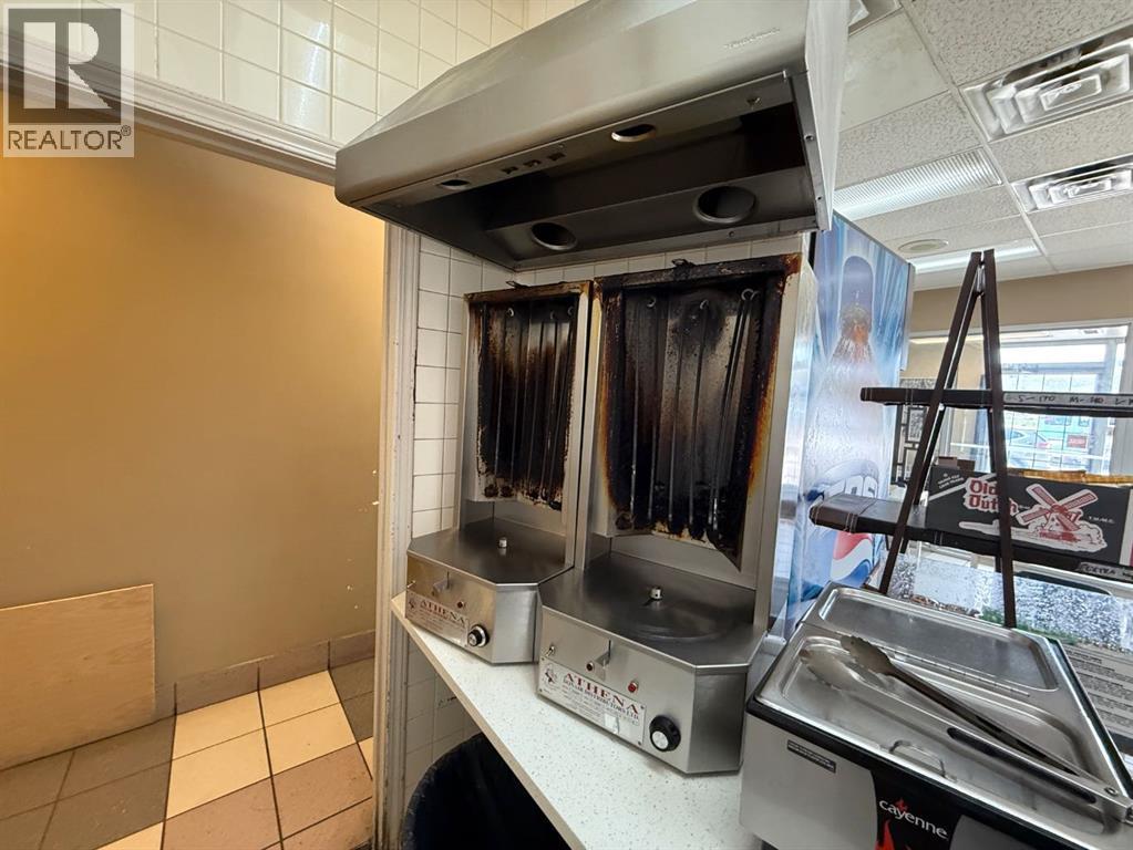 123 Donair Avenue, Calgary, Alberta  T2E 6M6 - Photo 7 - A2277063