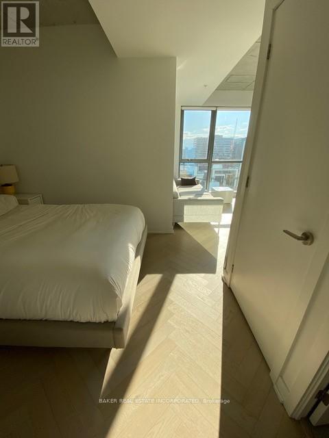 925 - 39 Brant Street, Toronto, Ontario  M5V 0M8 - Photo 21 - C12687398