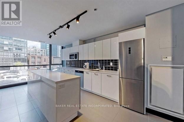 925 - 39 Brant Street, Toronto, Ontario  M5V 0M8 - Photo 28 - C12687398