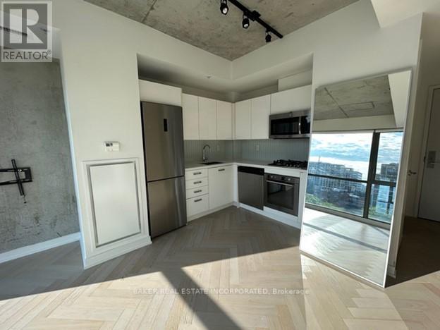 925 - 39 Brant Street, Toronto, Ontario  M5V 0M8 - Photo 7 - C12687398