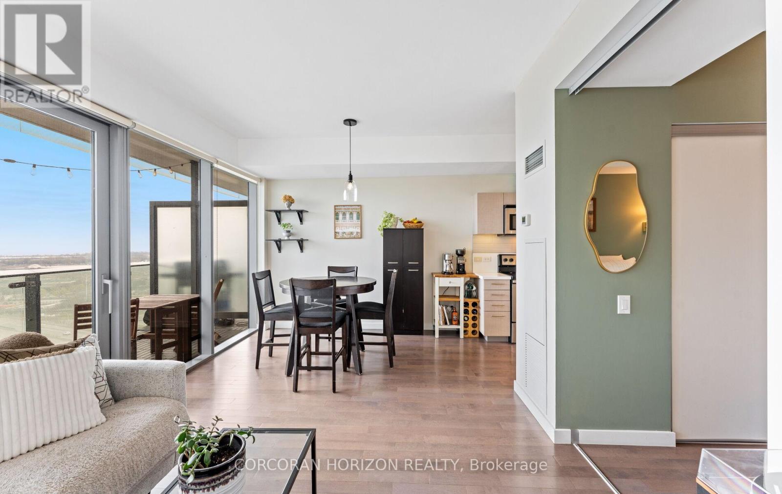 2105 - 70 DISTILLERY LANE, Toronto, Ontario