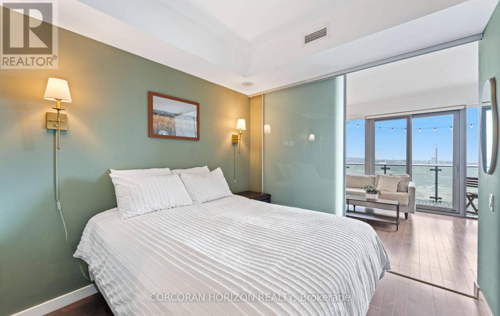 2105 - 70 Distillery Lane, Toronto, Ontario  M5A 0E3 - Photo 20 - C12687446