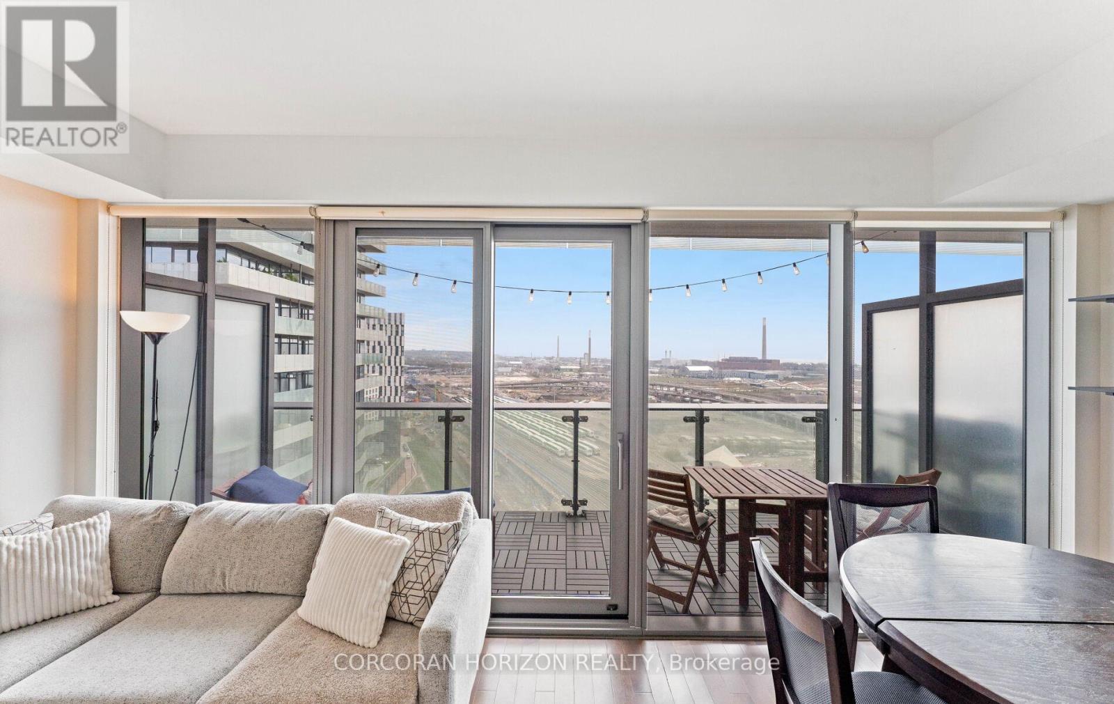 2105 - 70 Distillery Lane, Toronto, Ontario  M5A 0E3 - Photo 24 - C12687446