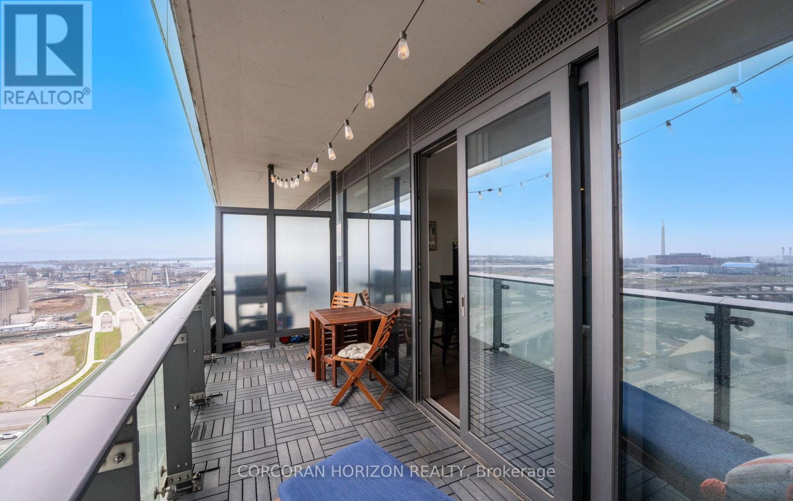 2105 - 70 Distillery Lane, Toronto, Ontario  M5A 0E3 - Photo 27 - C12687446