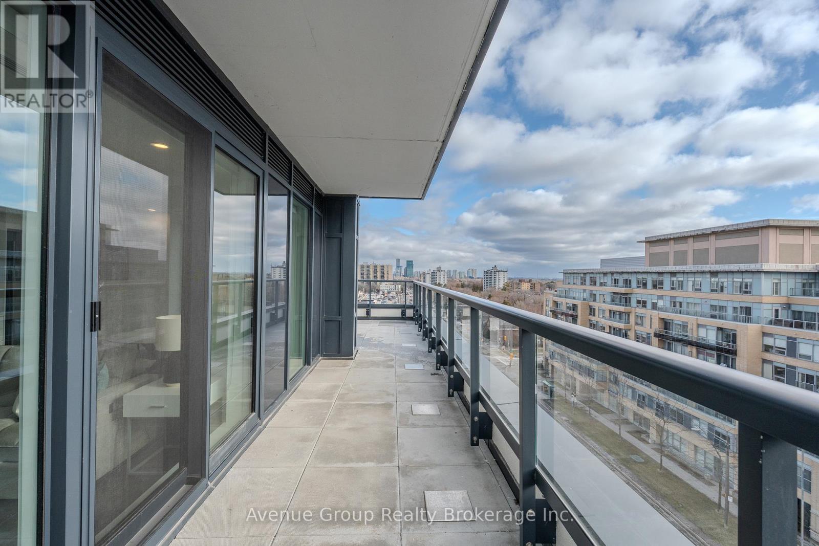 810 - 700 Sheppard Avenue W, Toronto, Ontario  M3H 0G5 - Photo 17 - C12687460