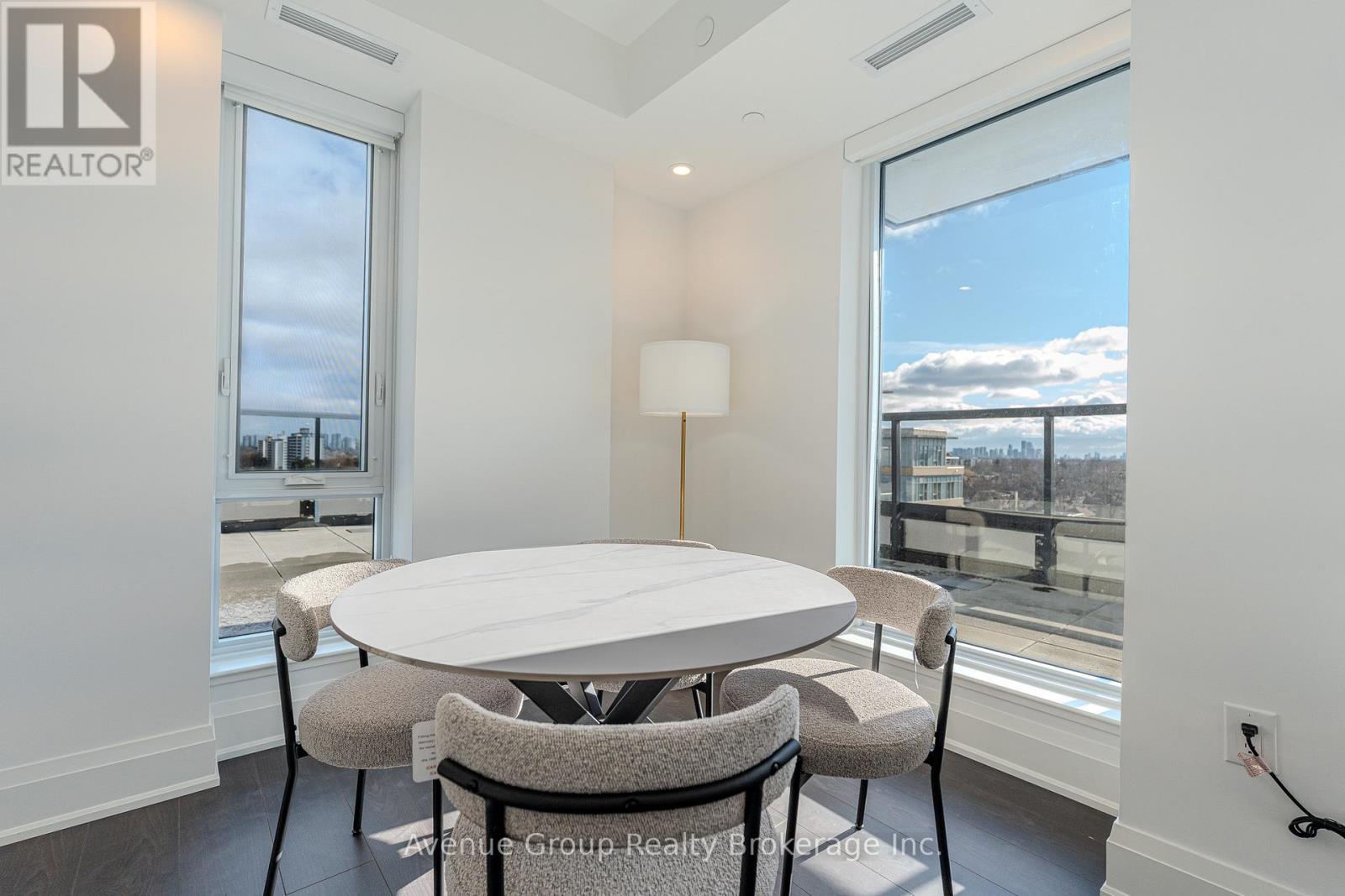 810 - 700 Sheppard Avenue W, Toronto, Ontario  M3H 0G5 - Photo 6 - C12687460