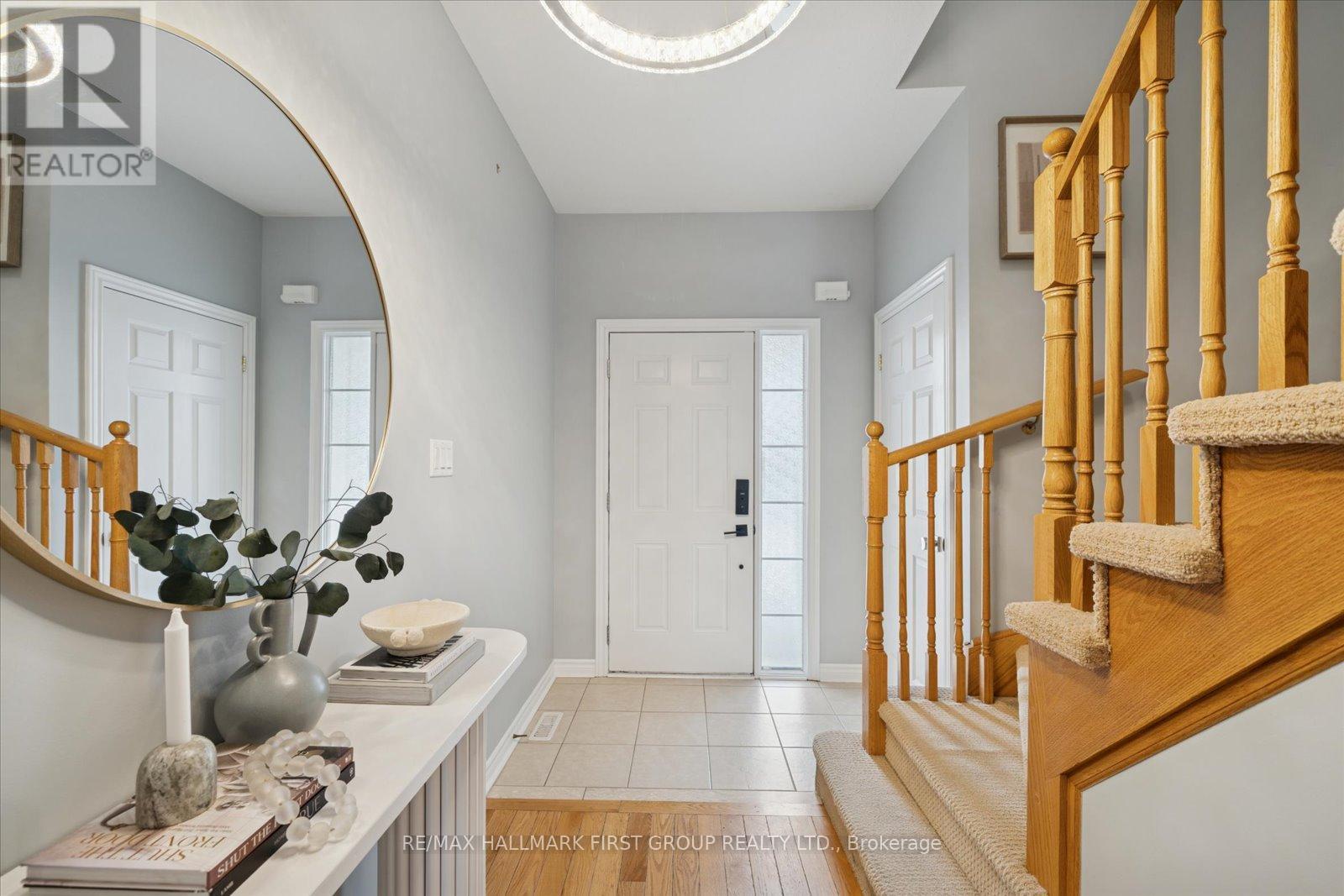 35 Beckett Crescent, Clarington, Ontario  L1E 3J4 - Photo 2 - E12687464