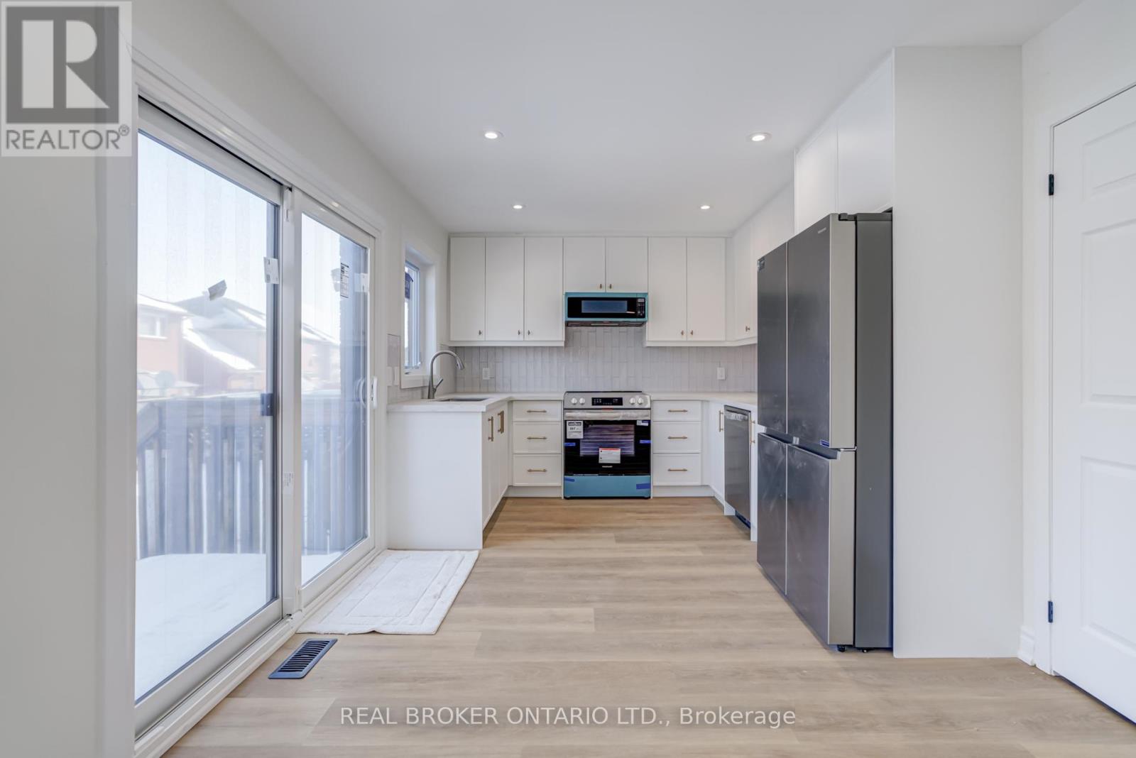 Upper - 75 Hummingbird Drive, Toronto, Ontario  M1X 1W6 - Photo 10 - E12687484