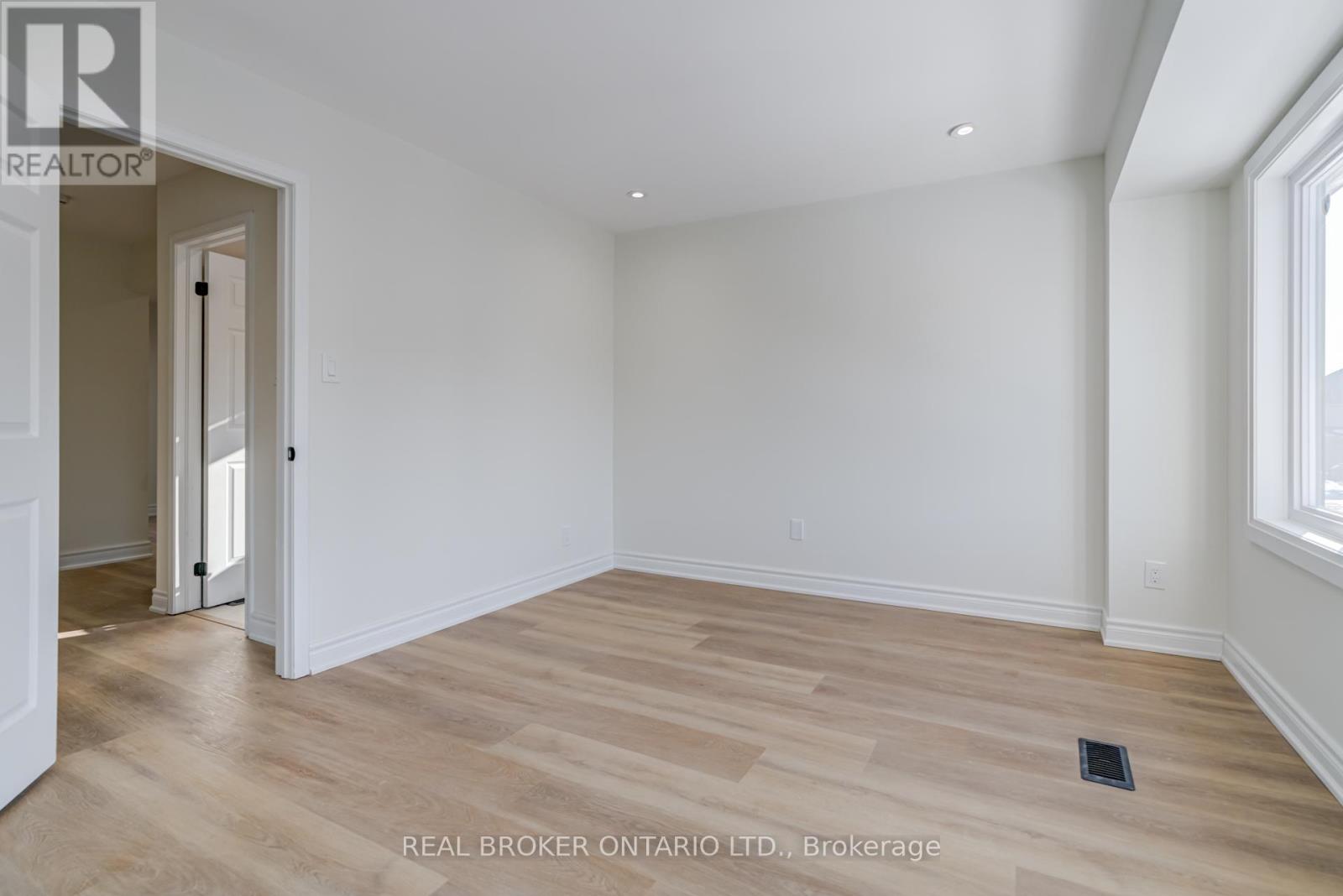 Upper - 75 Hummingbird Drive, Toronto, Ontario  M1X 1W6 - Photo 19 - E12687484