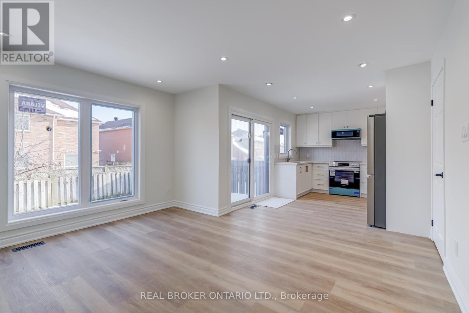 Upper - 75 Hummingbird Drive, Toronto, Ontario  M1X 1W6 - Photo 9 - E12687484