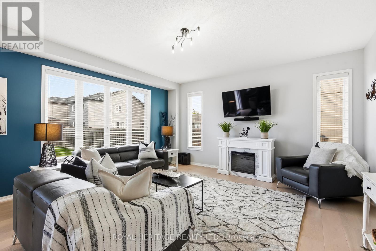 7 Sunderland Meadows Drive, Brock, Ontario  L0C 1H0 - Photo 4 - N12687382