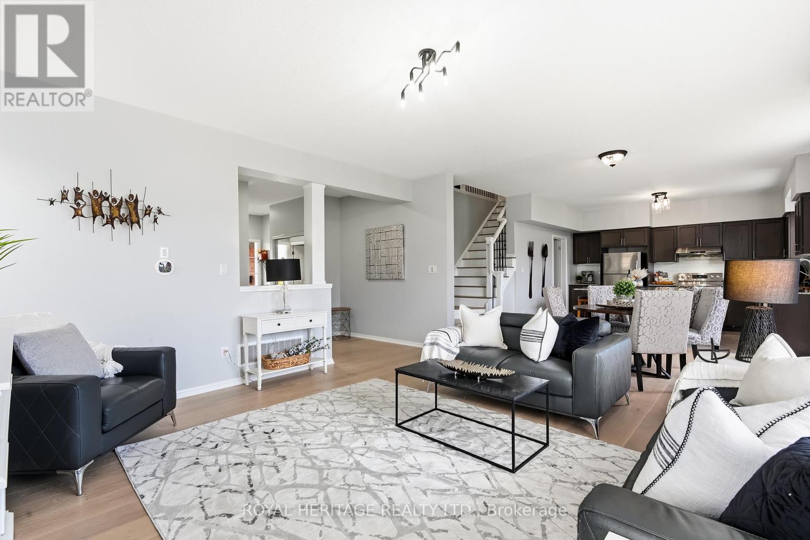 7 Sunderland Meadows Drive, Brock, Ontario  L0C 1H0 - Photo 6 - N12687382