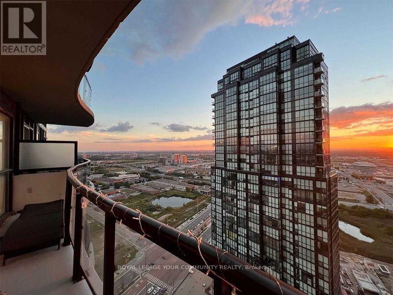 2805 - 2900 HIGHWAY 7 ROAD, Vaughan, Ontario