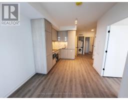 915 - 8 INTERCHANGE WAY, Vaughan, Ontario