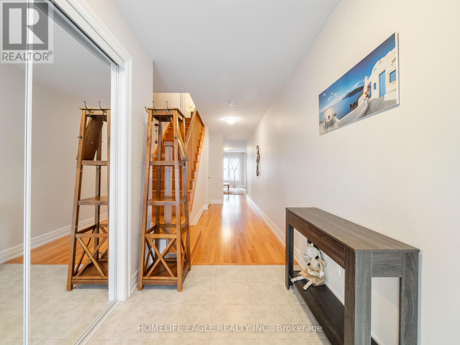 20 Vantage Loop, Newmarket, Ontario  L3X 0K6 - Photo 2 - N12687444