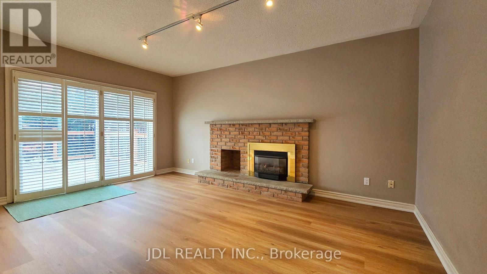 23 Barlow Road, Markham, Ontario  L3R 8A4 - Photo 11 - N12687448