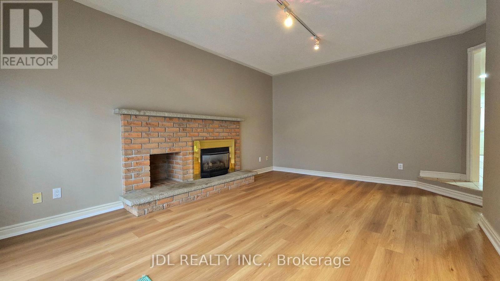 23 Barlow Road, Markham, Ontario  L3R 8A4 - Photo 12 - N12687448