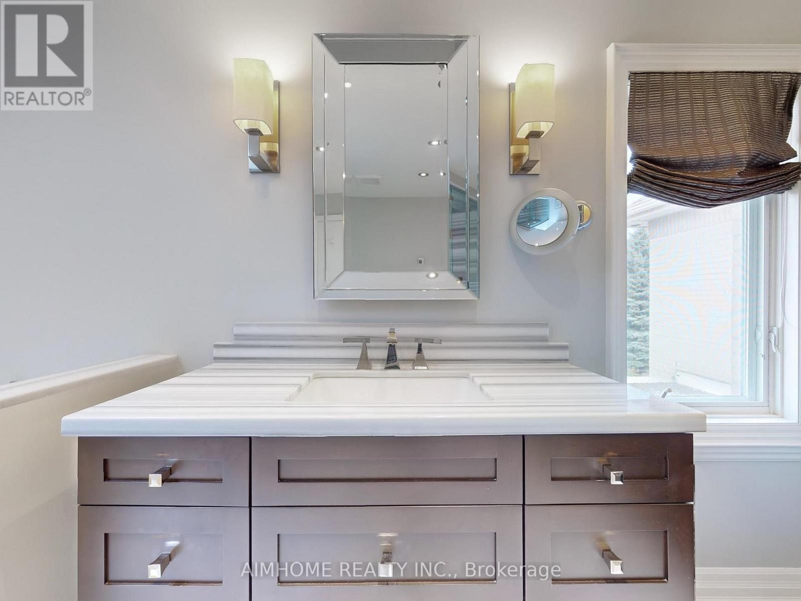 145 Renaissance Court, Vaughan, Ontario  L4J 7W4 - Photo 36 - N12687498