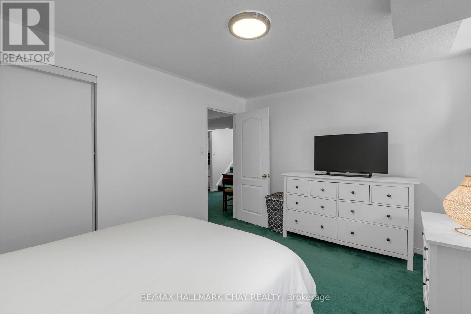 96 Brown Street, Barrie (Holly), Ontario  L4N 7V6 - Photo 25 - S12687470