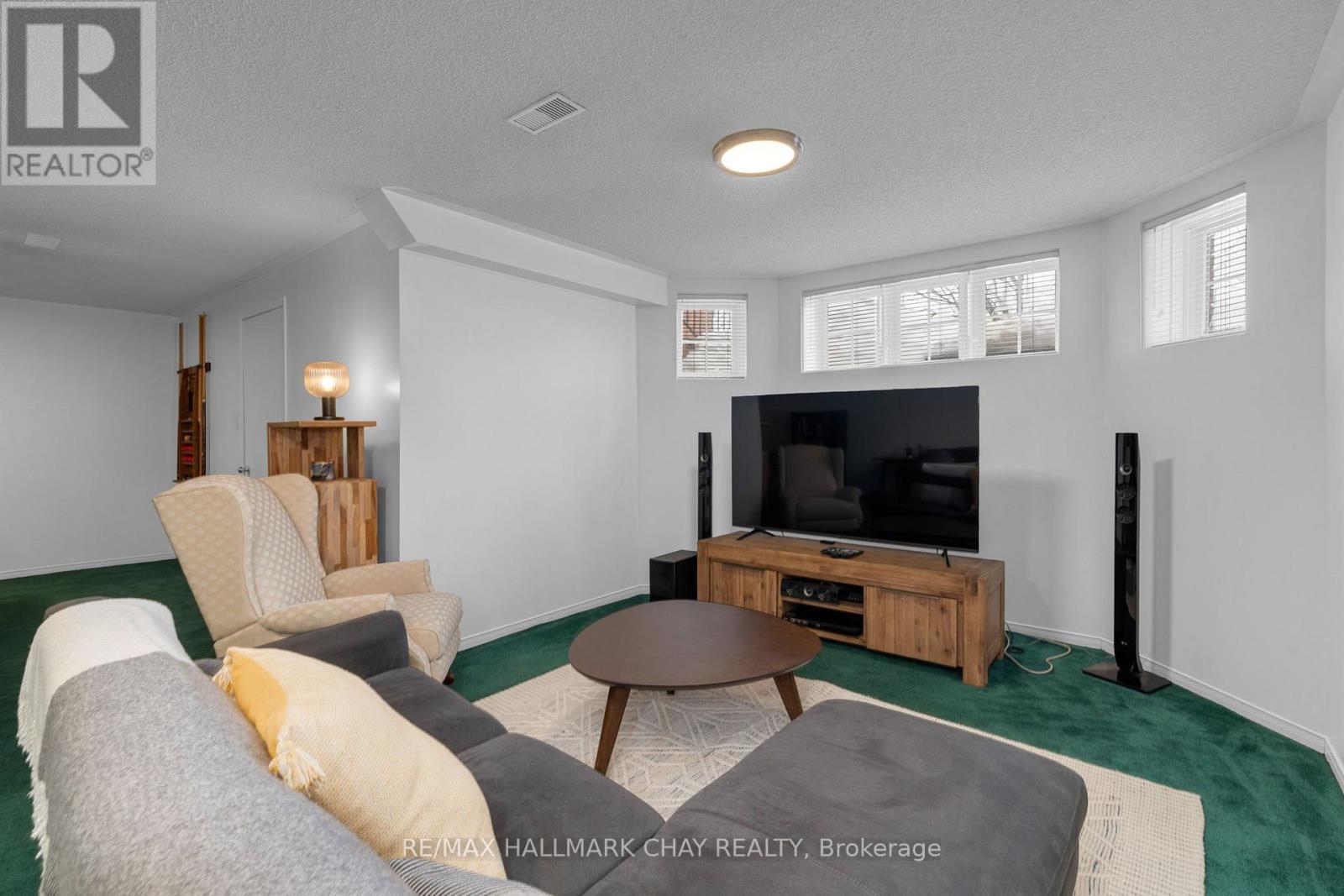 96 Brown Street, Barrie (Holly), Ontario  L4N 7V6 - Photo 31 - S12687470