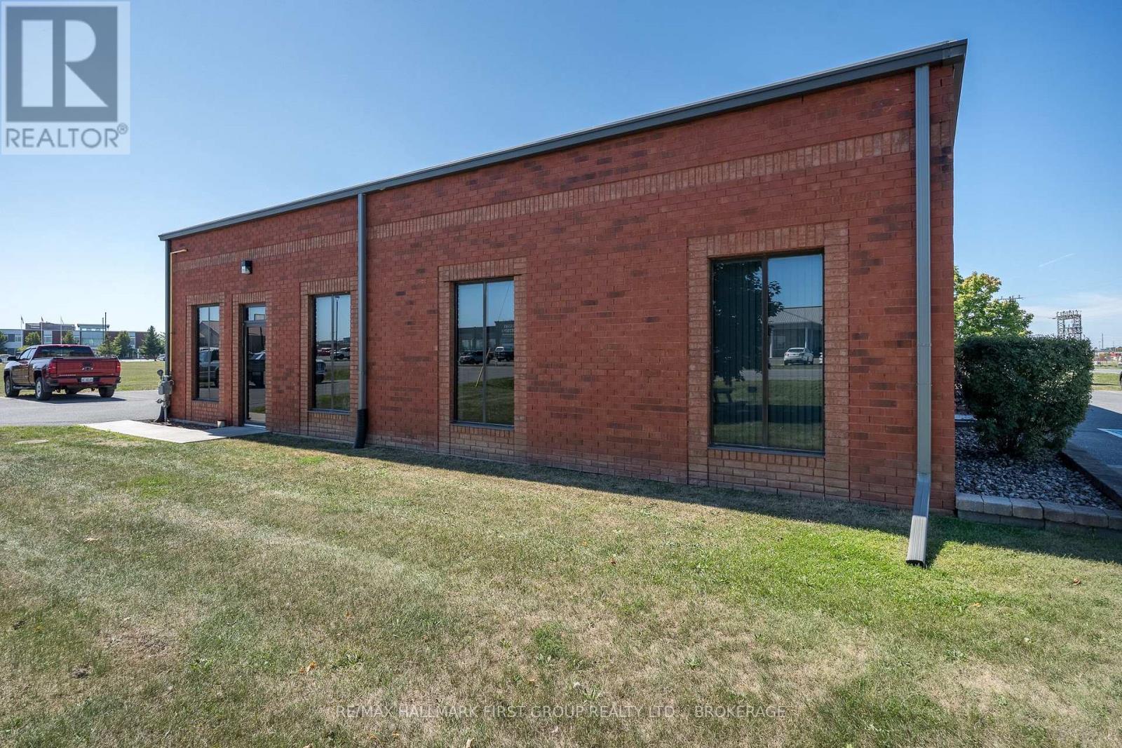90 Industrial Boulevard, Greater Napanee, Ontario  K7R 4B7 - Photo 12 - X12687454