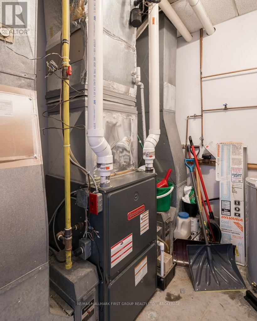 90 Industrial Boulevard, Greater Napanee, Ontario  K7R 4B7 - Photo 41 - X12687454