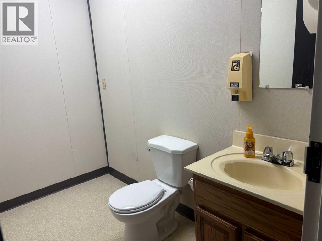 2, 216 Birch Road Ne, Slave Lake, Alberta  T0G 2A2 - Photo 4 - A2277985