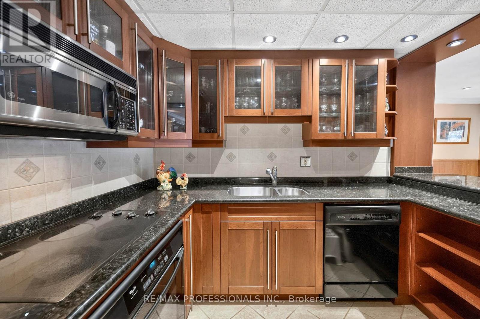 1670 Lincolnshire Boulevard, Mississauga, Ontario  L5E 2S7 - Photo 33 - W12687400