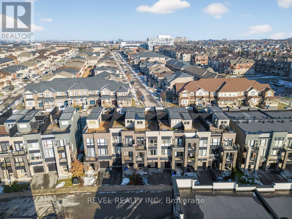 3053 Blacktusk Common, Oakville, Ontario  L6H 0R9 - Photo 43 - W12687404