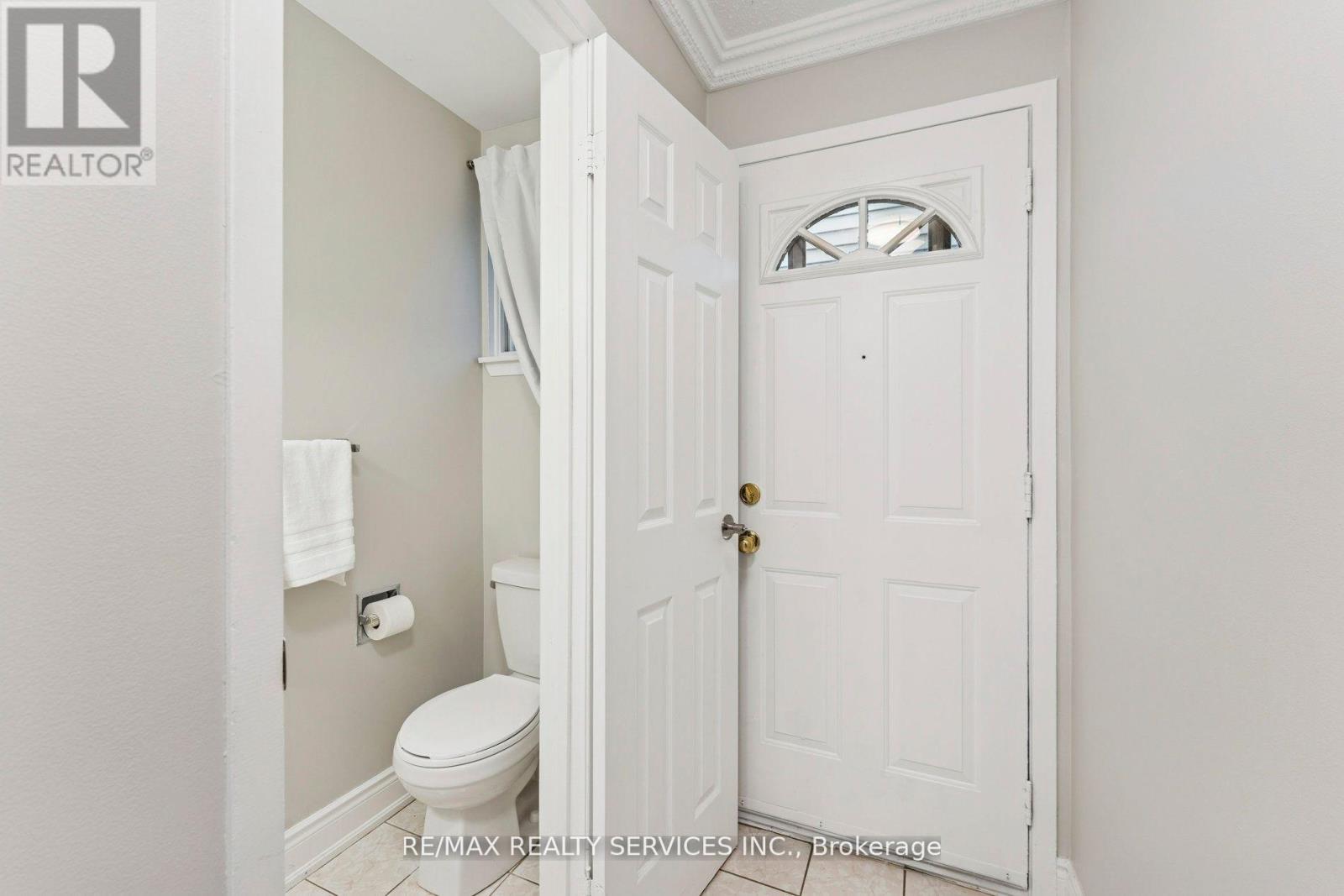 21 Majestic Crescent, Brampton, Ontario  L6S 3N1 - Photo 21 - W12687430