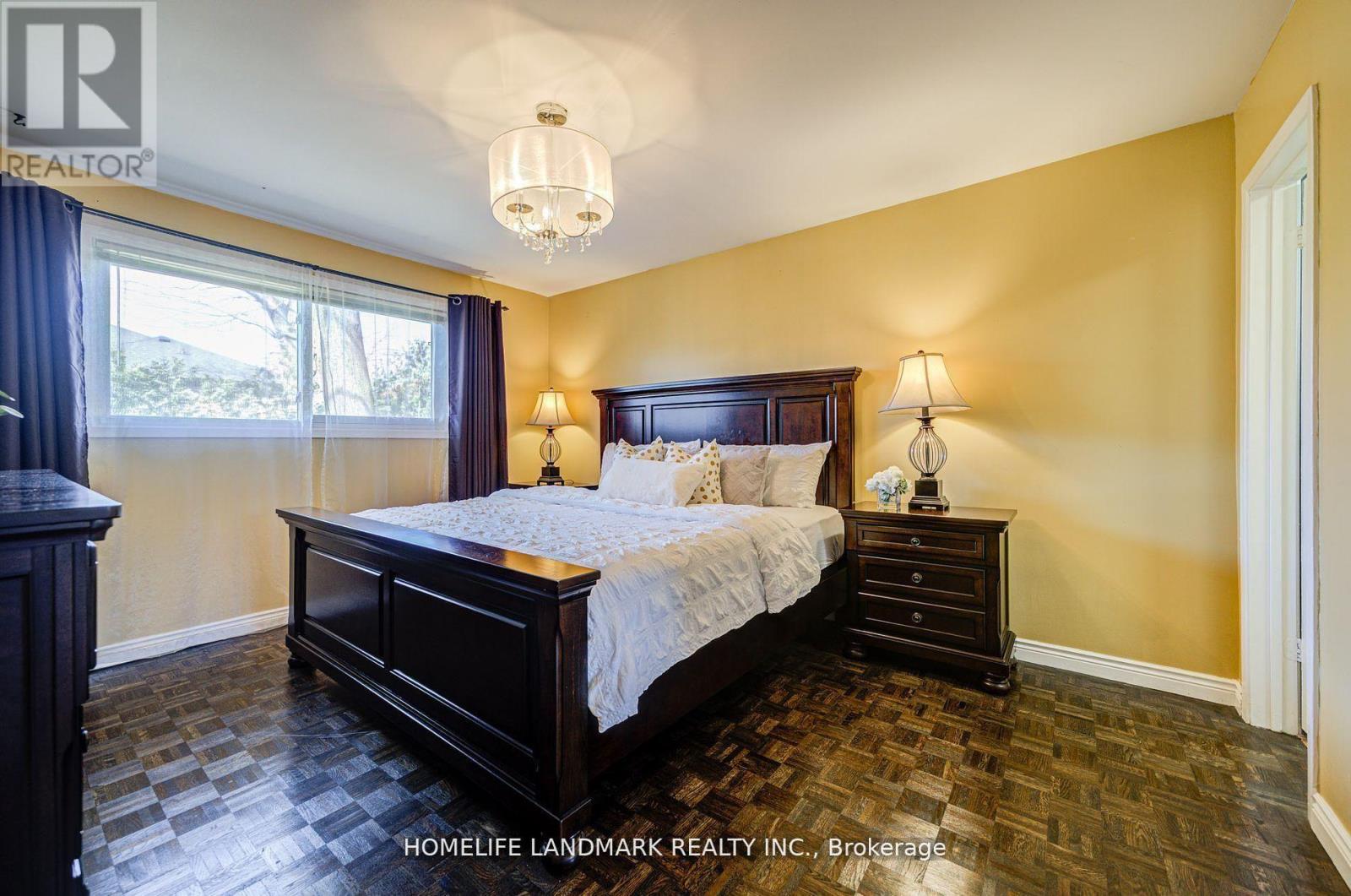 2165 Dunedin Road, Oakville, Ontario  L6J 5V2 - Photo 27 - W12687436