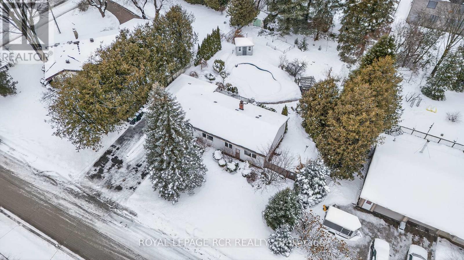 11 Hilltop Drive, Caledon, Ontario  L7C 1K7 - Photo 38 - W12687504